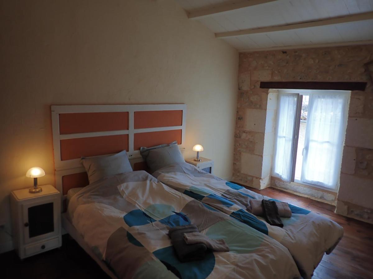 La Miramboise, Chambres Et Table D Hotes 米朗博 外观 照片